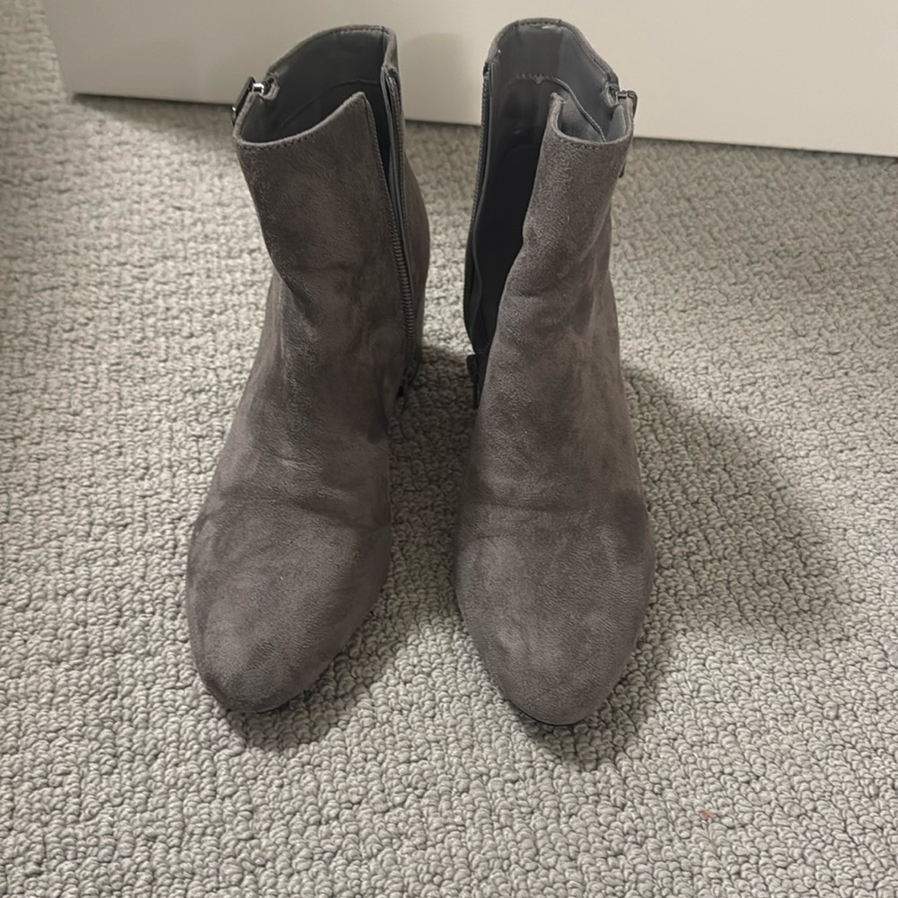 Grey heels